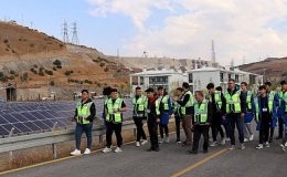 Enerjinin Yıldızları’na, Avrupa’nın en büyük hibrit santralinde elektrik üretimi dersi