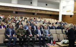 İzmir İl Milli Eğitim Müdürlüğünde “Aile Okulu Projesi” Konulu Bir Toplantı Gerçekleştirildi