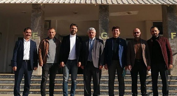 Eğitim-Bir-Sen Akyazı’da Okulları Ziyaret Etti