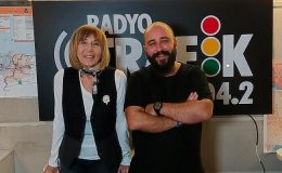 Radyo Trafik’in10 Kasım Özel Konuğu Ayşe Kulin Ulu Önder Atatürk’ü Anlattı