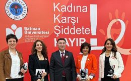 Batman Üniversitesi, Tüpraş ve Birleşmiş Milletler Kadın Birimi’nin katılımıyla, “Kadınlara Yönelik Şiddetle Mücadele için 16 Günlük Aktivizm Kampanyası” Kapsamında Konferans Düzenledi