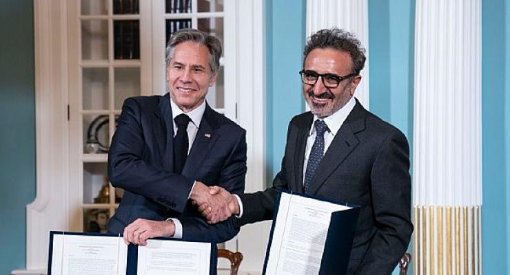 Hamdi Ulukaya’nın kurduğu Tent Vakfı ve ABD Dışişleri Bakanlığı, Mültecilerin Ekonomik Entegrasyonunu Desteklemek İçin Küresel Ortaklık Anlaşması İmzaladı
