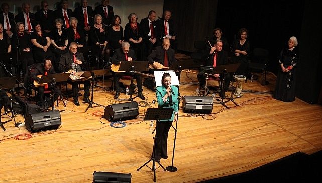 Karşıyakalı Bilge Çınarlar'dan Anadolu Türküleri Konseri