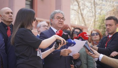 Zafer Partisi’nden Adalet Bakanlığı Önünde “Ümit Özdağ’a Özgürlük” Çağrısı