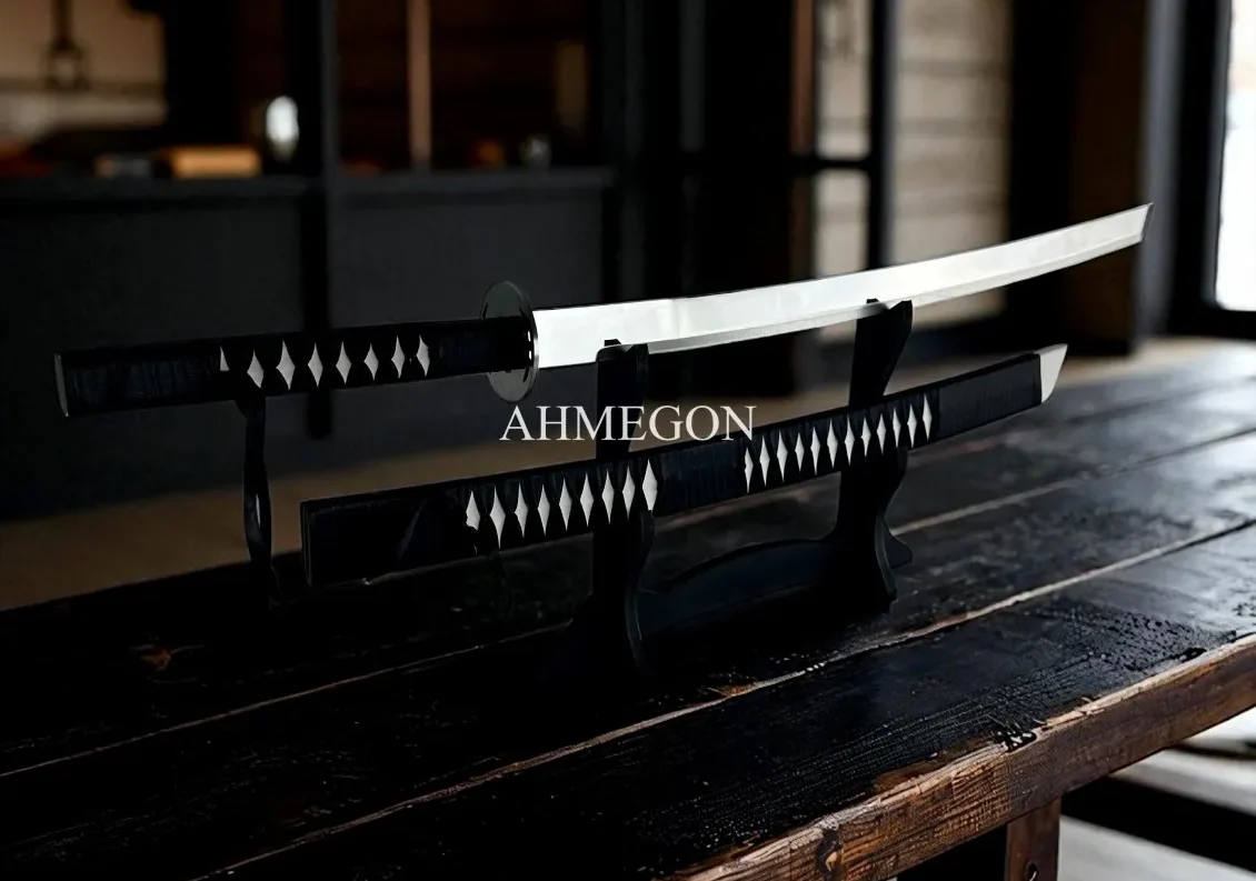 Ahmegon.com: Kılıç, Katana ve Miğfer İçin Malzeme & İşçilik Kılavuzu