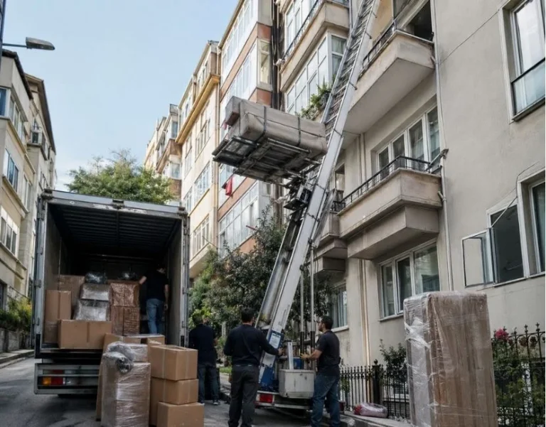 Taşınırken En Çok Göz Ardı Edilen Detay: Kiralık Asansör