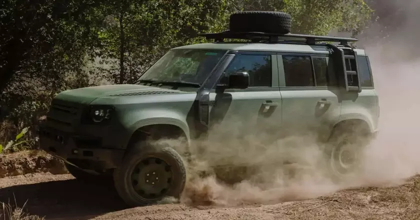 Land Rover’dan Ordu İçin Yeni Defender Wolf Series II